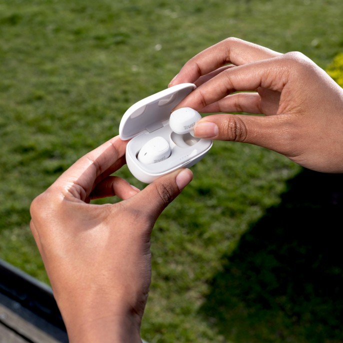 auriculares_bluetooth_trust_nika_compact_inalambricos_blanco - Imagen 6