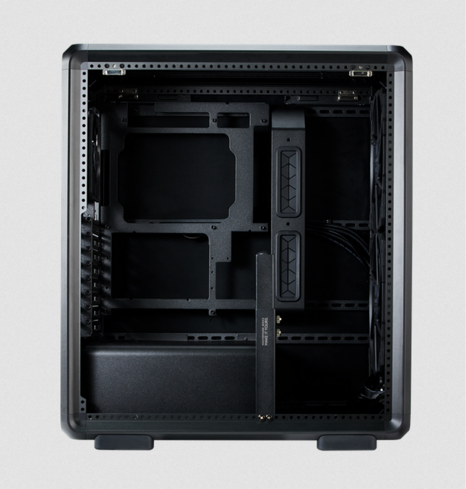 gabinete_cooler_master_masterframe_500_mesh_black_argb - Imagen completa 2