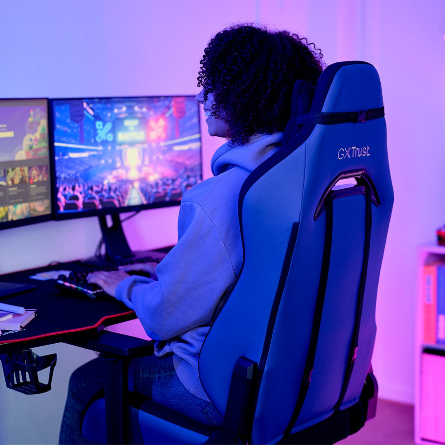 silla_gamer_gxtrust_714b_ruya_ergonomica_y_transpirable_con_apoyo_3d_azul - Imagen completa 7