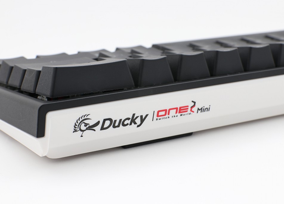 teclado_gamer_ducky_one_2_mini_rgb_kailh_box_brown_swicht_double_shot_pbt_mecanico - Imagen 7