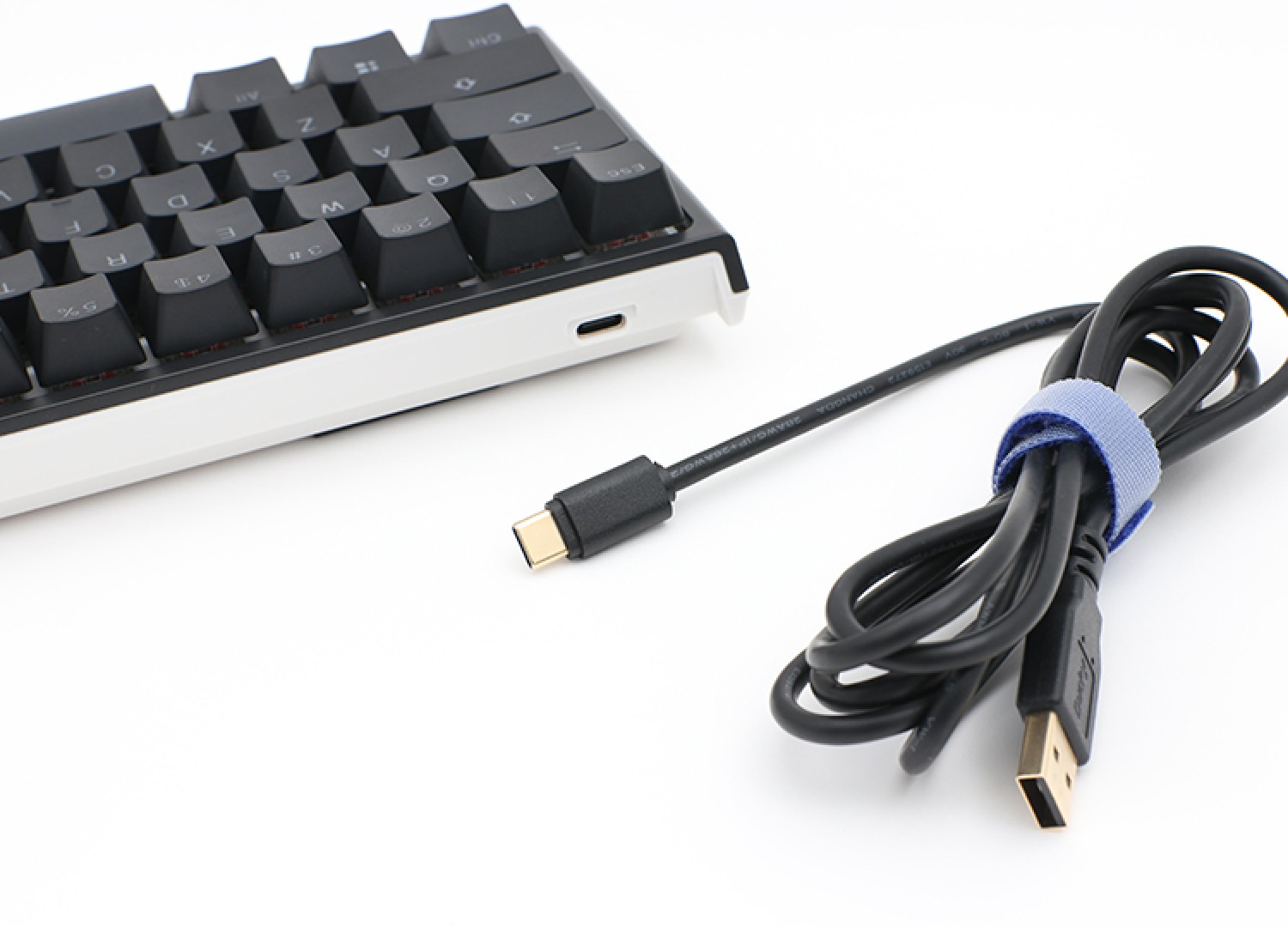 teclado_gamer_ducky_one_2_mini_rgb_kailh_box_brown_swicht_double_shot_pbt_mecanico - Imagen completa 3
