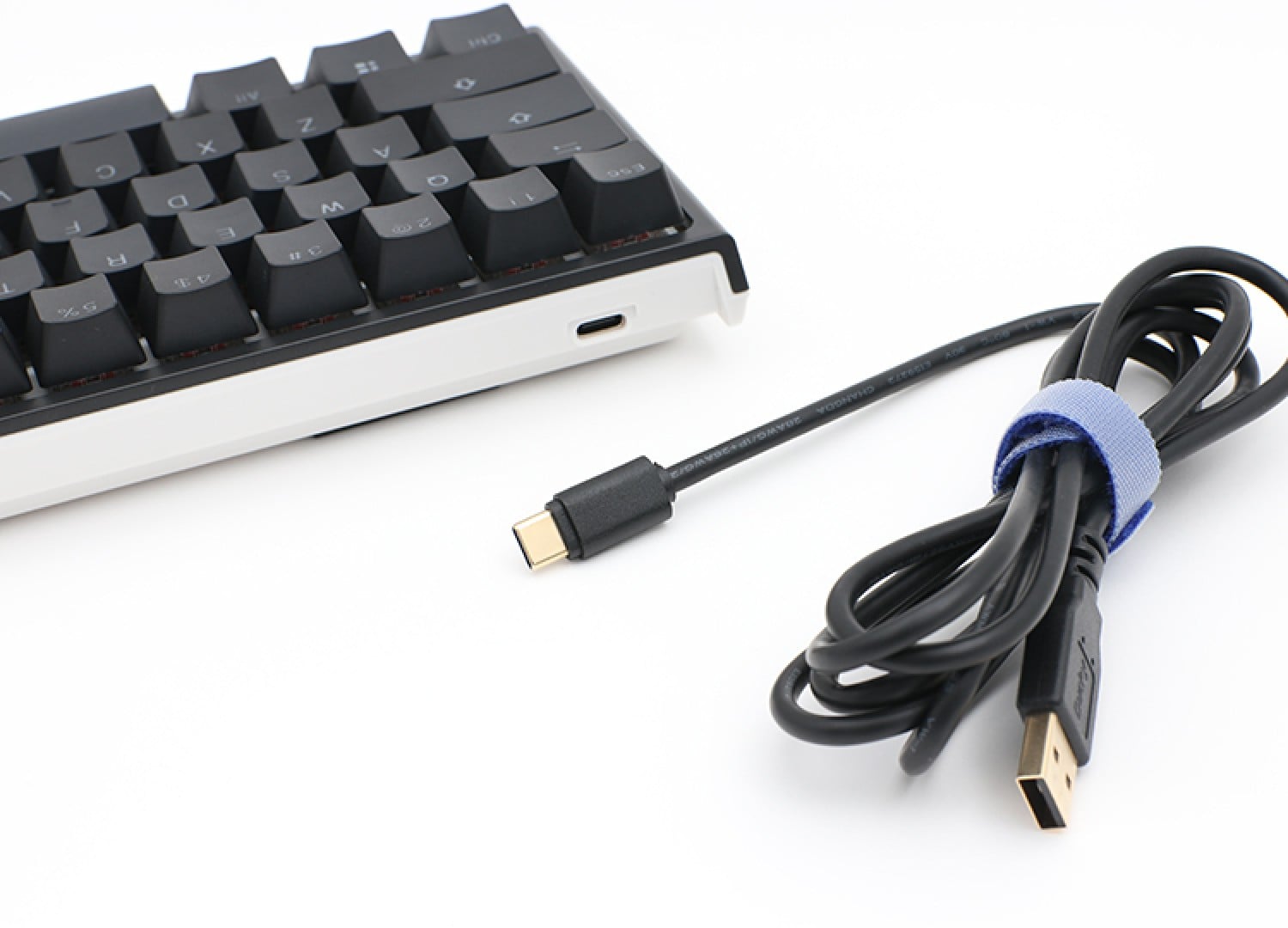 teclado_gamer_ducky_one_2_mini_rgb_kailh_box_red_swicht_double_shot_pbt_mecanico - Imagen completa 5