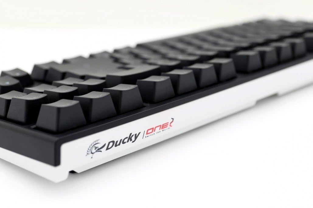 teclado_gamer_ducky_one_2_rgb_tkl_kailh_box_red_switch_double_shot_pbt_mecanico - Imagen 5