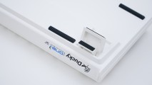 teclado_gamer_ducky_one_2_sf_rgb_white_cherry_mx_blue_double_shot_pbt_mecanico - Miniatura 5